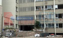 İzmit SEKA Devlet Hastanesi B Blok Yıkımı Sürüyor