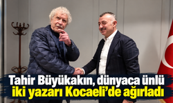 Tahir Büyükakın, dünyaca ünlü iki yazarı Kocaeli’de ağırladı