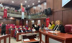 İzmit Belediye Meclisi toplantısı başladı