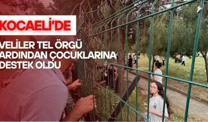 Veliler Tel Örgü Ardından Çocuklarına Destek Oldu
