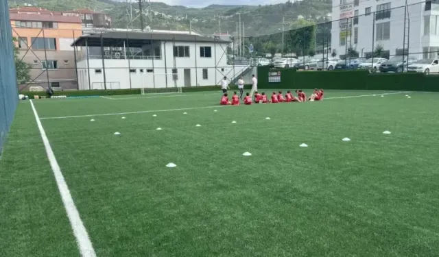 Karamürsel Ereğlispor tesislerinde yenileme çalışmaları son aşamada