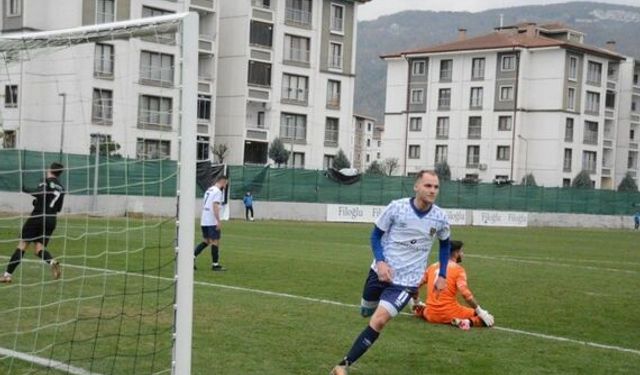 Karamürselspor, İç Transferde 4 Futbolcuyla Daha Anlaştı