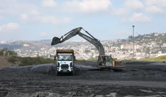 Körfez 170 hektar alan dip çamurundan arındırıldı
