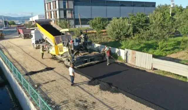 Başiskele’de Asfalt Seferberliği Devam Ediyor