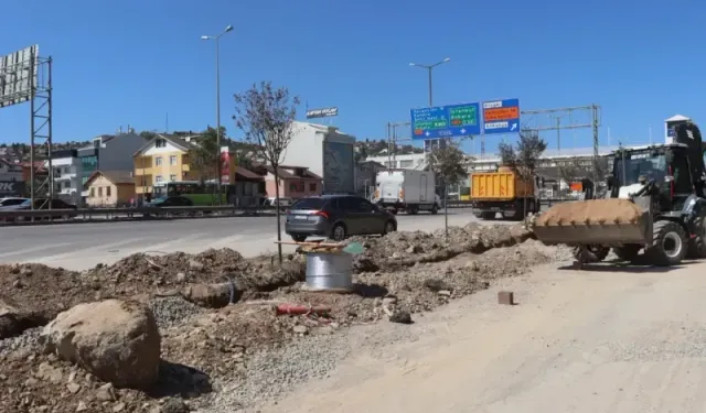 İzmit Belediyesi'nden Yahya Kaptan’a dekoratif aydınlatma