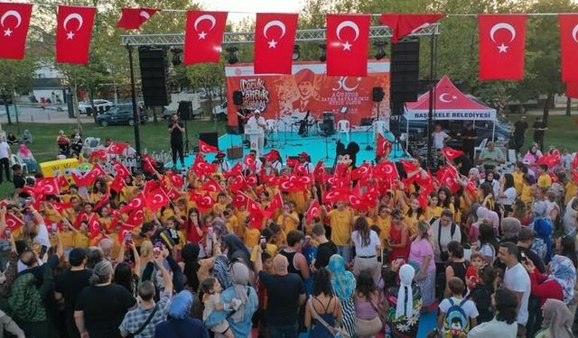 Başiskele’de 30 Ağustos Zafer Bayramı sevinci