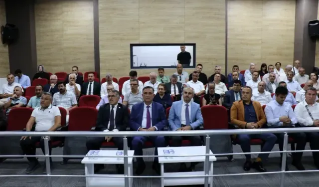 GTÜ Rektörü Çayırova’daki Söyleşide Konuştu