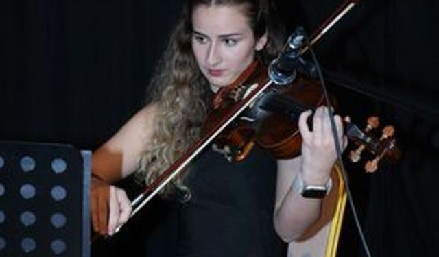 İzmit Belediyesi Sanat Akademisi öğrencilerinden büyük başarı