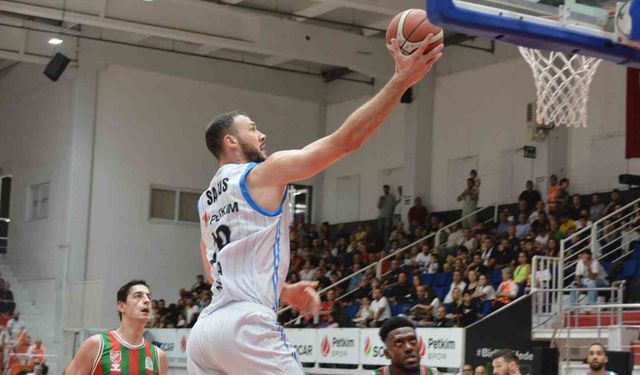 İzmir Derbisinde Gülen Taraf Petkimspor