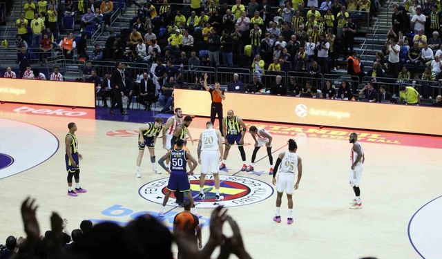 Fenerbahçe Beko’ya iç sahada Kızılyıldız şoku: EuroLeague’de ikinci mağlubiyet