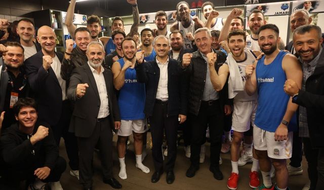 Çayırova Belediyesi Basketbol Takımı 5’te 5 Yaptı