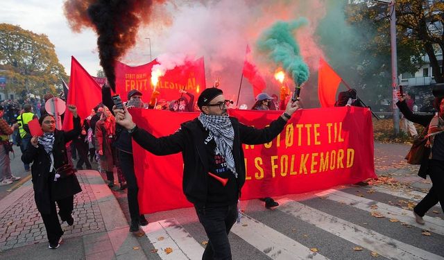 Norveç-İsrail Maçı Öncesi Oslo’da Tarihi Protesto