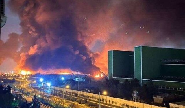 İran'daki Mehrabad Uluslararası Havalimanı Saldırıya Uğradı