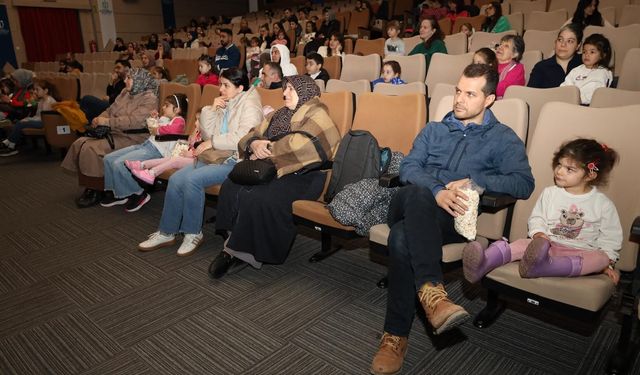 Büyükşehir Etkinliği Gebze’de Fark Yarattı: Çocuklar Ara Tatilde Hem Eğlendi Hem Öğrendi