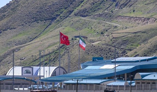İran Türkiye’ye Füze mi Attı? Milli Savunma Bakanlığı'ndan Flaş Açıklama