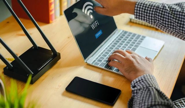 Wi-Fi Şifresini Paylaşan Yanıyor: Residential Proxy Tehlikesine Dikkat