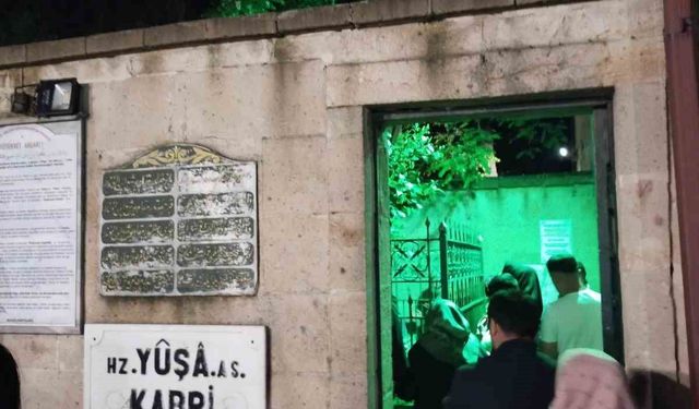 Arefe günü vatandaşlar Yuşa Tepesi'ne akın etti