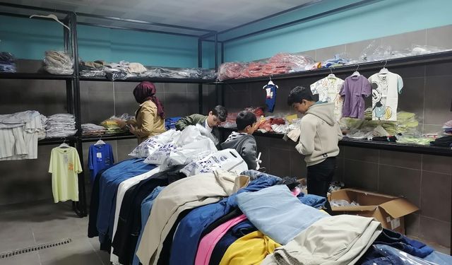 Dilovası Belediyesi'nden Anlamlı Kurban Bayramı Desteği: Yetim ve İhtiyaç Sahibi Yüzler Güldü