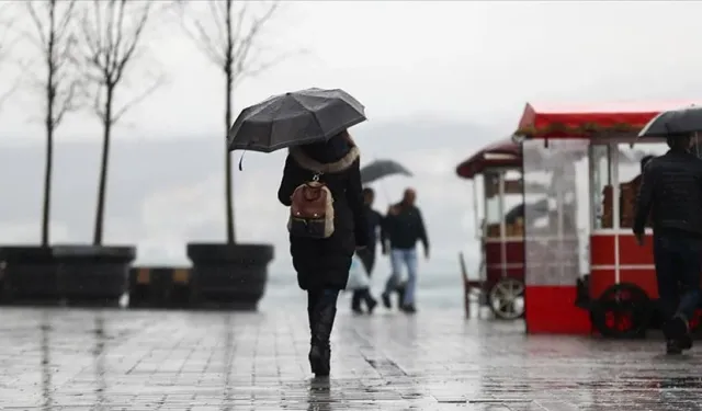 AKOM'dan İstanbul için haftasonu açıklaması! Cumartesi-pazar yağış olacak mı?