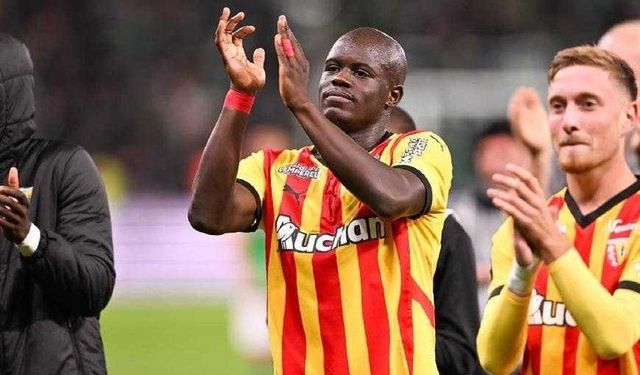 Fenerbahçe'de transfer harekatı devam ediyor! Malang Sarr radara girdi