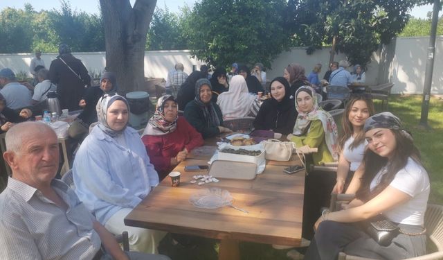 Gölcük Saygınlar Kulübü’nde Kuşaklar Buluştu: Muhteşem "Yaza Merhaba" Pikniği