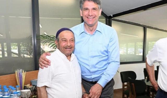 Kartepe'de En Anlamlı Buluşma! Şehit Babaları Onuruna Duygu Dolu Kahvaltı Programı