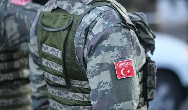 Sözleşmeli erbaş ve er kamuda çalışma şartları enler? 2026 uzman erbaş sicil notu kaç?