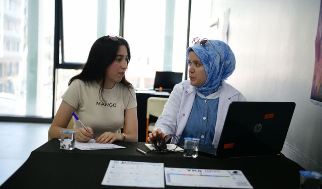 Çayırova Belediyesi’nden Üniversite Adayı Gençlere Ücretsiz YKS Tercih Danışmanlığı