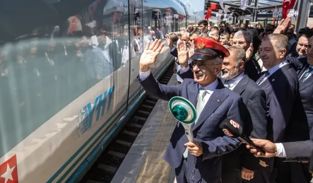 Ankara-İstanbul YHT seyahat süresi 4 saatin altına iniyor: Kritik projede tarih belli oldu
