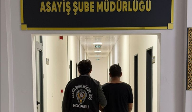 Kocaeli'de Firari Operasyonu: 18 yıla Yakın Hapis Cezası Bulunan Hükümlü Yakalandı
