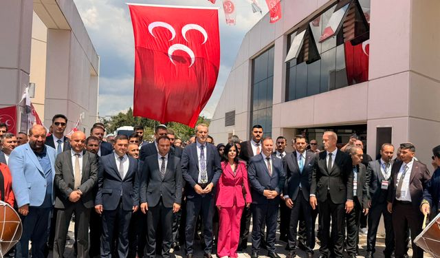 Dilovası Ülkü Ocakları'ndan kongreye güçlü katılım
