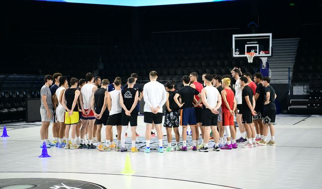 Çayırova’da geleceğin basketbolcuları seçmelerde ter döktü