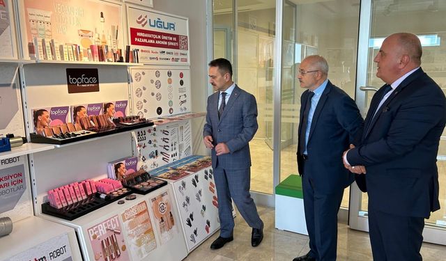 Vali İlhami Aktaş’tan Gebze Plastikçiler OSB’ye Ziyaret: Üretim Tesislerinde İncelemelerde Bulundu