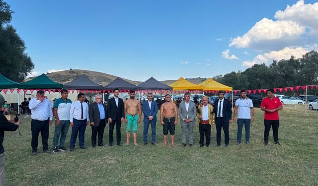 Kocaelili İş İnsanı Davut Murat Memleketinde "Güreş Ağası" Seçildi!