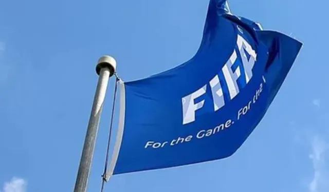 FIFA'dan 4 Türk kulübüne transfer yasağı!