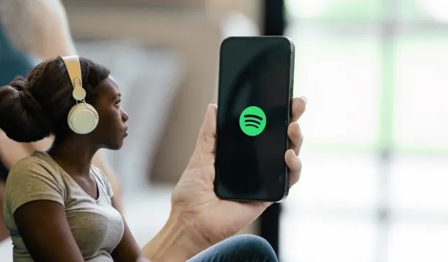 Spotify'dan Sahte Sanatçılara Büyük Darbe: AI Persona Rozeti Geliyor!
