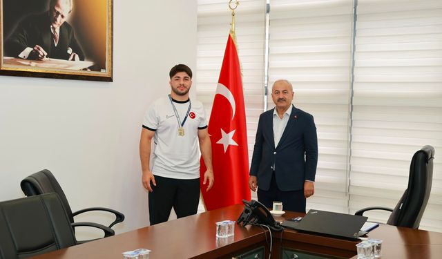 Gebze Belediyesi Sporcusu Alperen Tokgöz Akdeniz Oyunları’nda Türkiye’yi Temsil Edecek