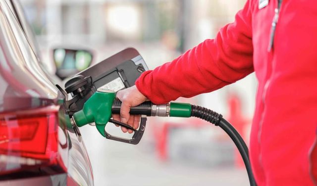 Motorin fiyatına 5 lira 50 kuruşluk gece indirimi: İşte il il güncel akaryakıt tarifesi