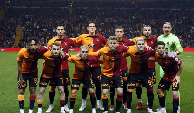 Bir dönem Galatasaray'da oynamıştı! Yeşil sahalara veda etti