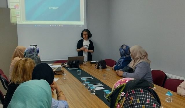 Çayırova İlçe Sağlık Müdürlüğü’nden Yetişkin Diyabet Eğitimi