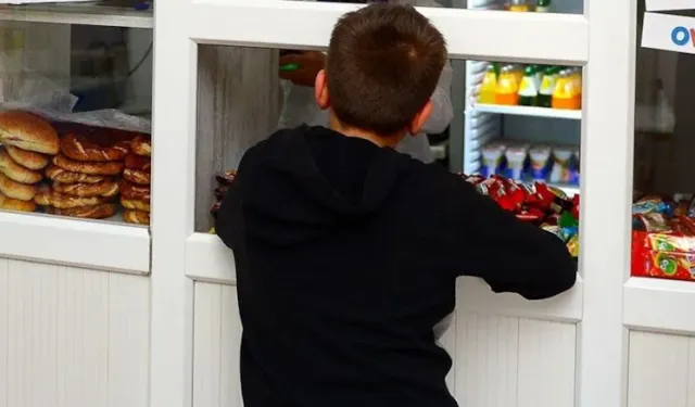 Öğrencilere her ay 2 bin lira kantin yardımı verilecek! Uygulama başladı