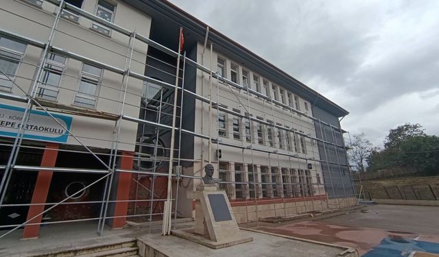 Körfez’de okullar için ekipler sahada