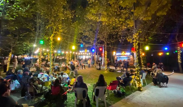 Başiskele’de Pazar Akşamları Nağmelerle Şenleniyor