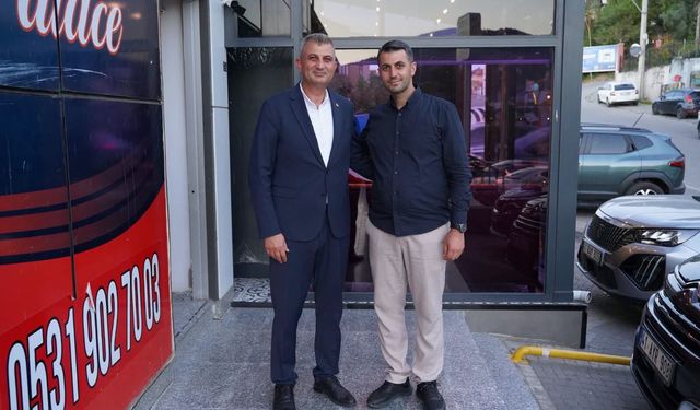 Eski Rakibinden Gölcük Belediye Başkanı Sezer’e Övgü Dolu Sözler
