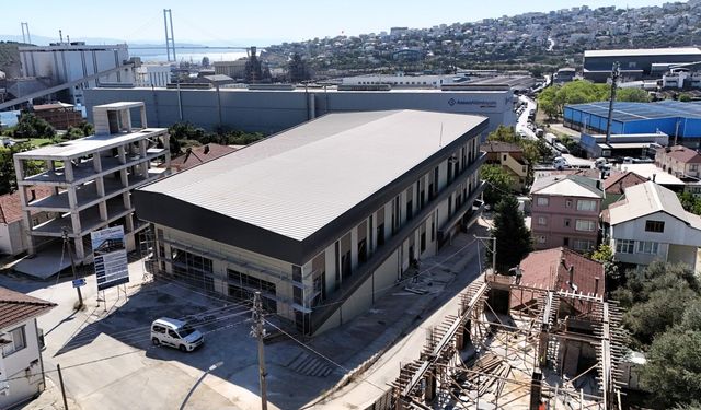 Dilovası Belediyesi Yeni Hizmet Binasında Son Dokunuşlar Yapılıyor