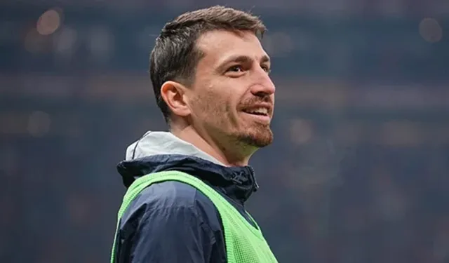 Fenerbahçe'nin kamp kadrosu belli oldu! Mert Hakan Yandaş kararı gündem oldu