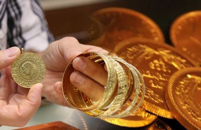 Yüzde 100 kazanç beklenen o tarih belli oldu! Ünlü ekonomistten altın uyarısı