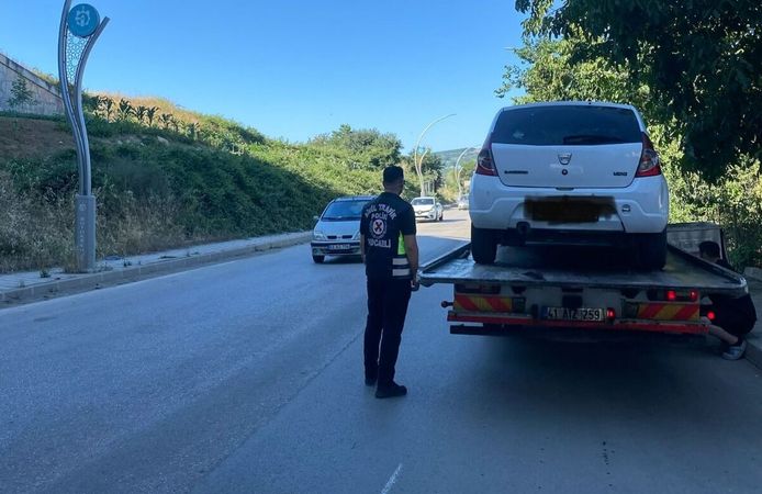 Kocaeli'de Korsan Taşımacılık Yapan Sürücünün Ehliyetine ve Aracına El Konuldu