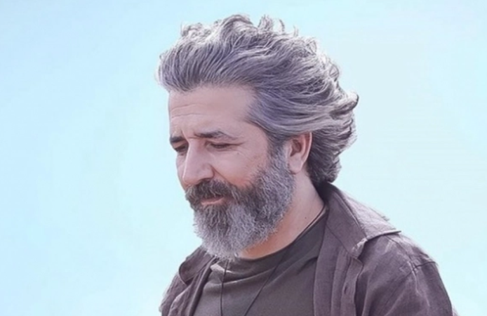Ünlü Sanatçı Ali Kınık Bu Akşam Darıca'da Sahne Alacak