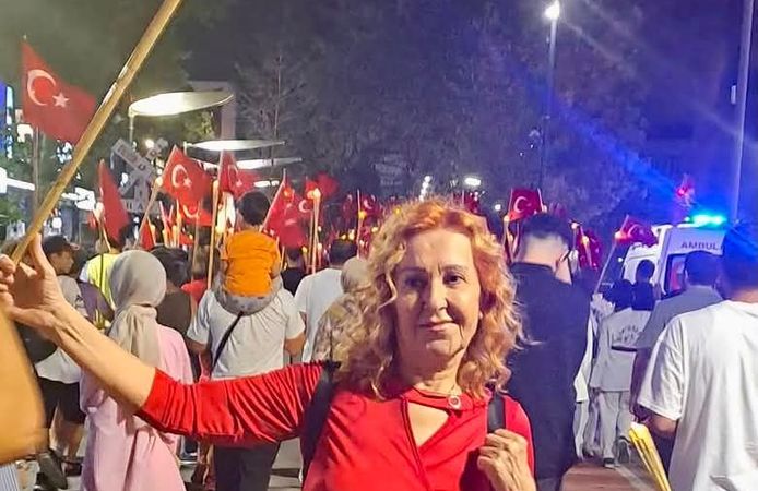 İzmit'in Sevilen İsmi Emine Balkan Öcal Hayatını Kaybetti